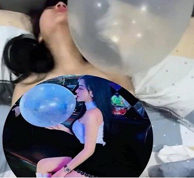sex chị gái đang chơi game Kết thúc cuộc tình là 1 loạt clip sex của em